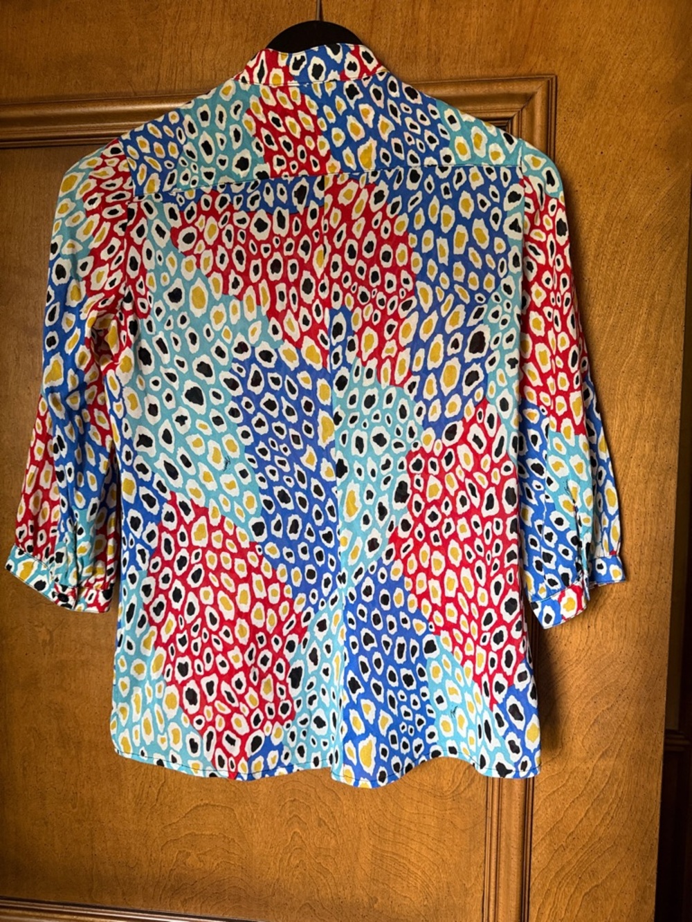 Colorful Multi-Spot Button-Up Blouse - Picture 2 of 4